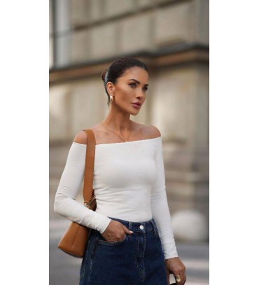 220370 BEYAZ BLUZ...