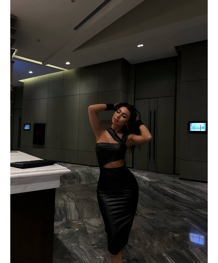 220611 BLACK DRESS 