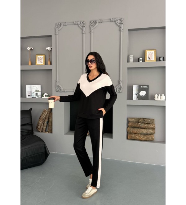 220683 BLACK 