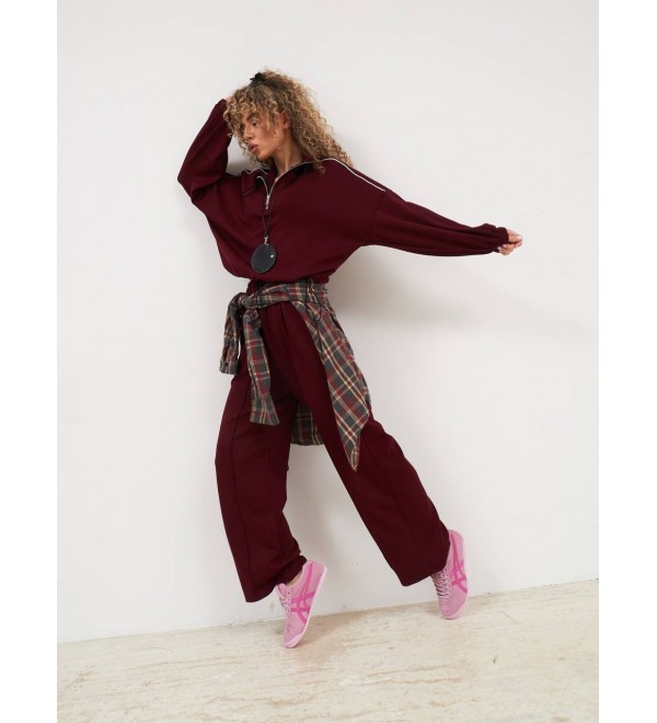 220703 Burgundy 