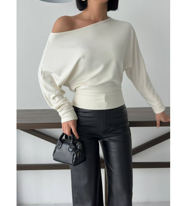 220807 WHITE BLOUSE 