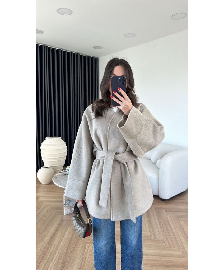 220820 CREAM JACKET FUR