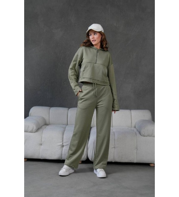 220851 Mint 