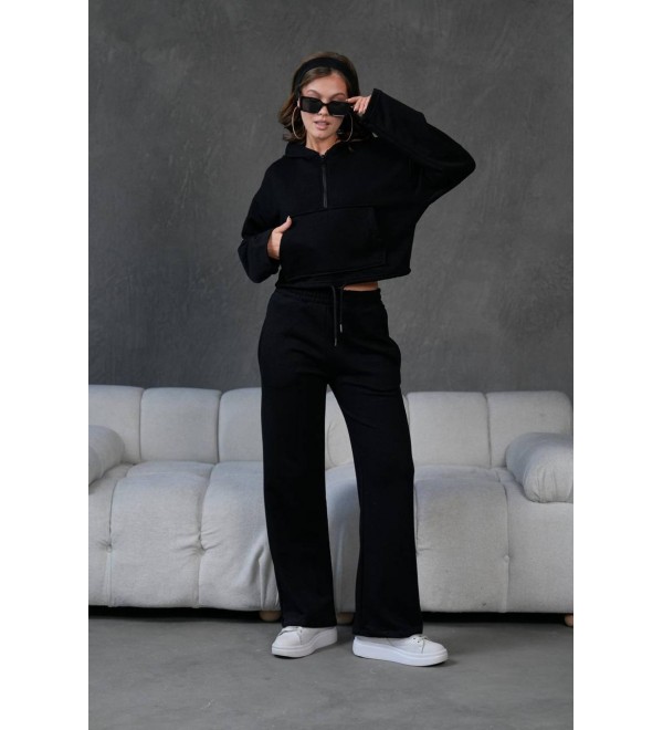 220852 BLACK 