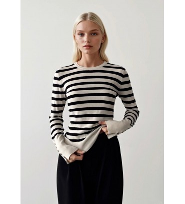 221100 ÇİZGİLİ KAZAK...