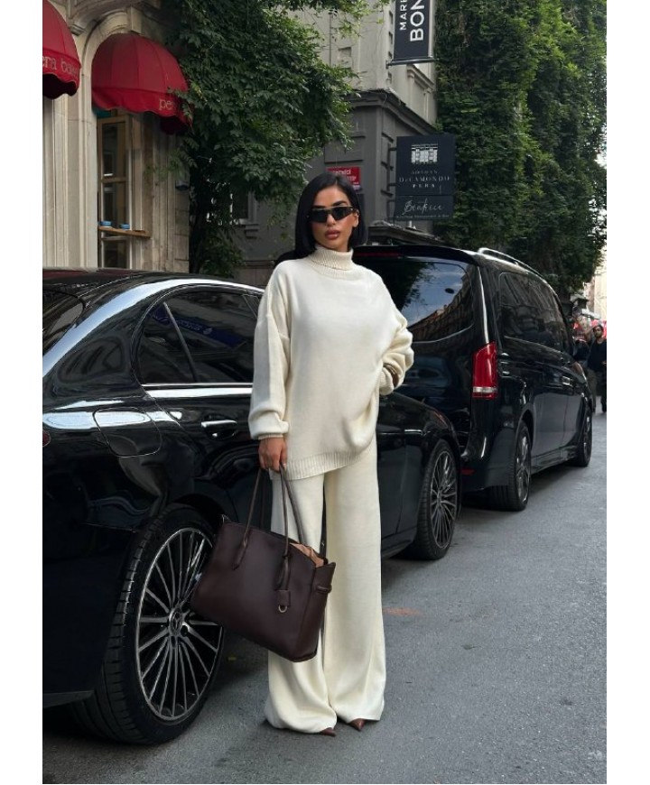 221797 KREM TAKIM TRİKO