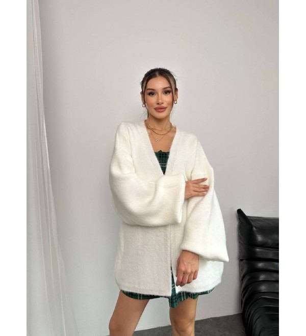 221818 BEYAZ HIRKA TRİKO BEYAZ