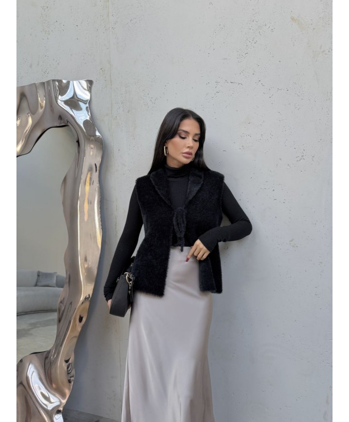 221881 BLACK WAISTCOAT KNITWEAR