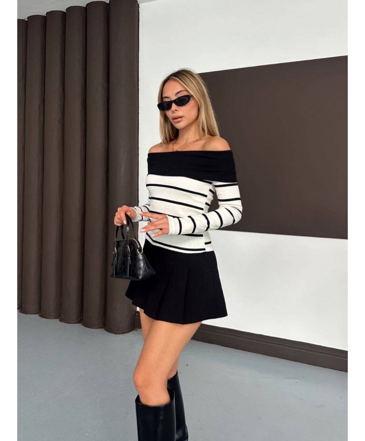 221938 BLACK JUMPER CAMISOLE