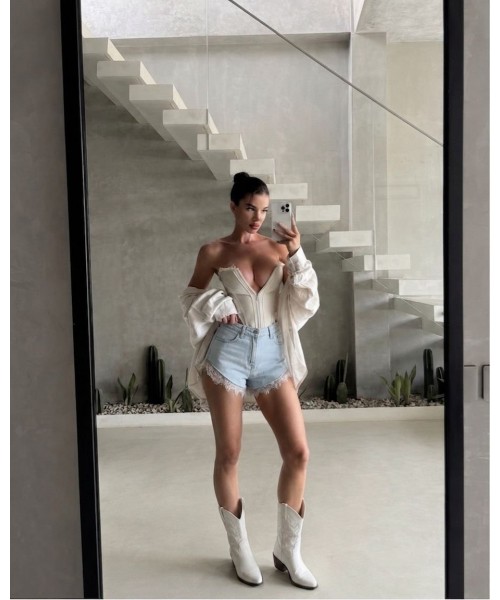 BLUE SHORTS - 242803